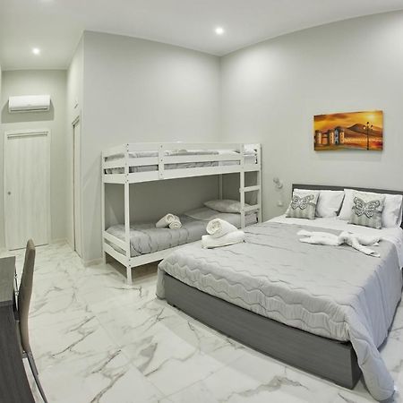 B&B Dint 'O Core E Napule Неаполь Екстер'єр фото